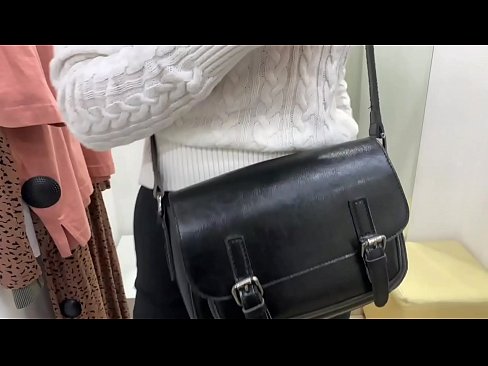❤️ الاستمناء العلني للعاهرة الصغيرة FeralBerry مع دسار في غرفة القياس في الإباحية٪ ar.analizatorkrovi.ru٪